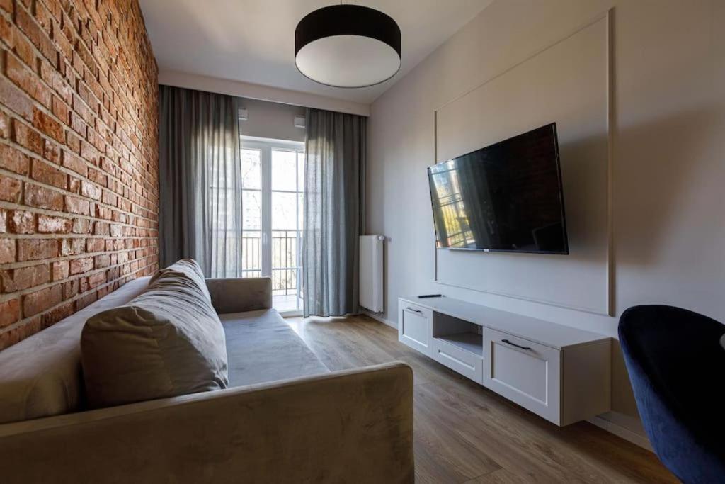 Golden - Great Location - Cozy And Bright&janapawla19