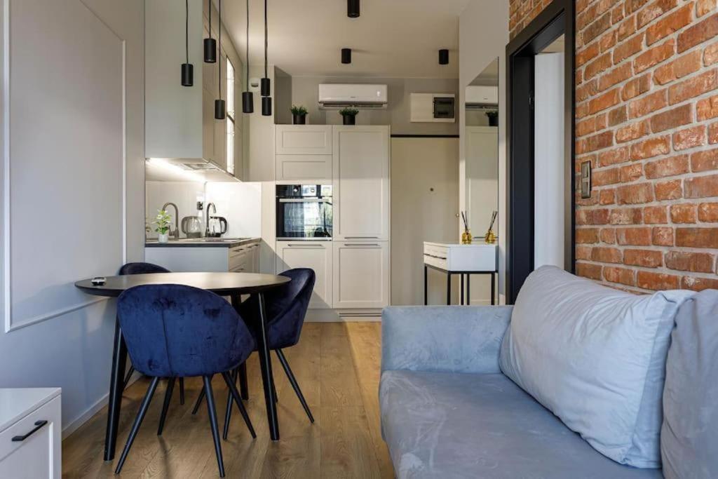 Golden - Great Location - Cozy And Bright&janapawla19 Apartment Breslau