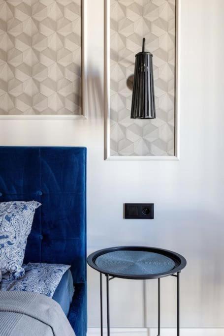 Golden - Great Location - Cozy And Bright&janapawla19 Apartment